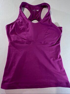 MARIKA TEK racerback tank top in vibrant magenta soft & stretchy for workouts M